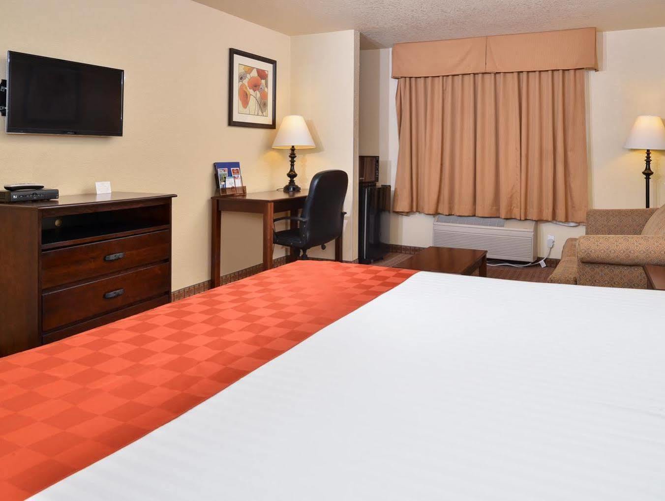 Quality Inn & Suites フォートワース エクステリア 写真