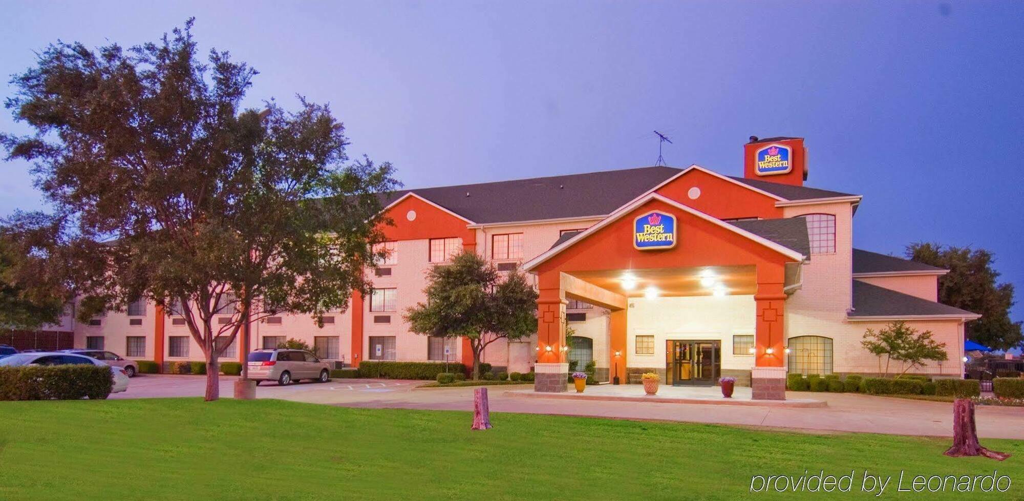 Quality Inn & Suites フォートワース エクステリア 写真
